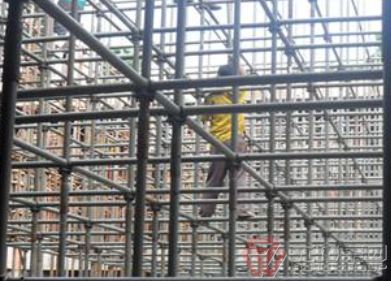 怎么搭配門式腳手架比較合理，有什么規(guī)定嗎?