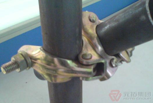 腳手架扣件種類?外徑48mm，外徑51mm