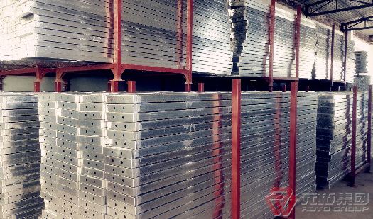 腳手架鋼跳板廠家直銷，全國鋼跳板領(lǐng)導(dǎo)品牌