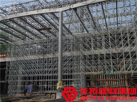 湖北腳手架廠家：雨期施工如何搭建腳手架？