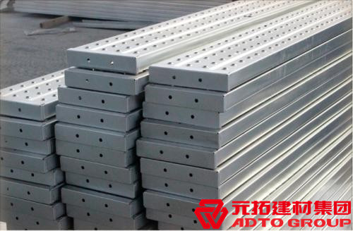 3米鋼跳板價(jià)格多少錢？鋼跳板是干什么用的？