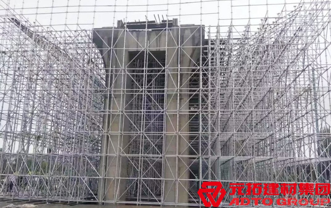 盤扣式腳手架相比傳統(tǒng)式腳手架有哪些優(yōu)勢？