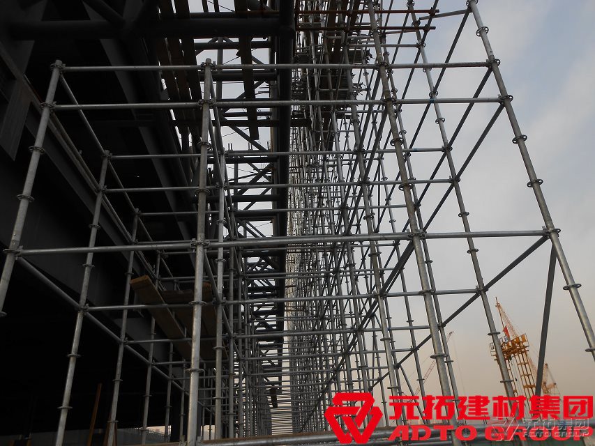 盤(pán)扣式腳手架有哪些優(yōu)點(diǎn)和缺點(diǎn)？