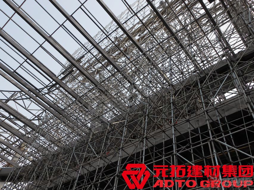 輪扣式腳手架與盤扣式腳手架有何差別？